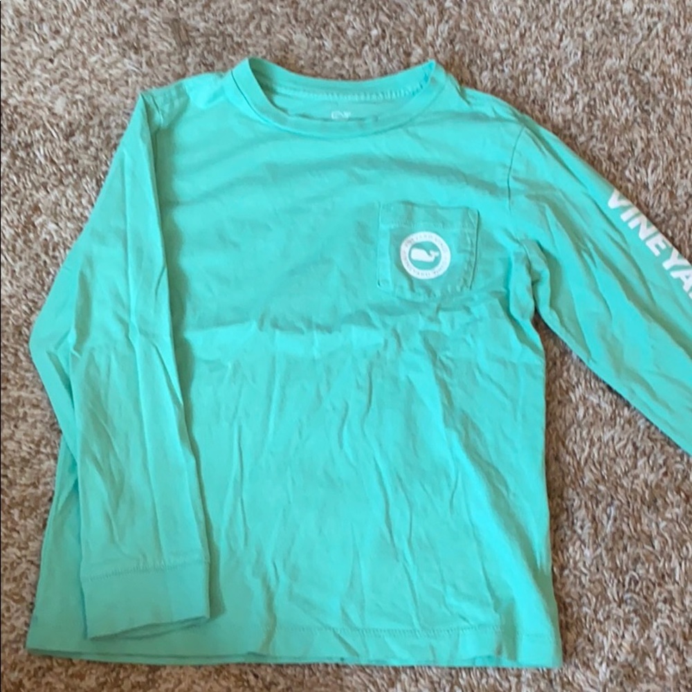 Boys vineyard vines shirt.